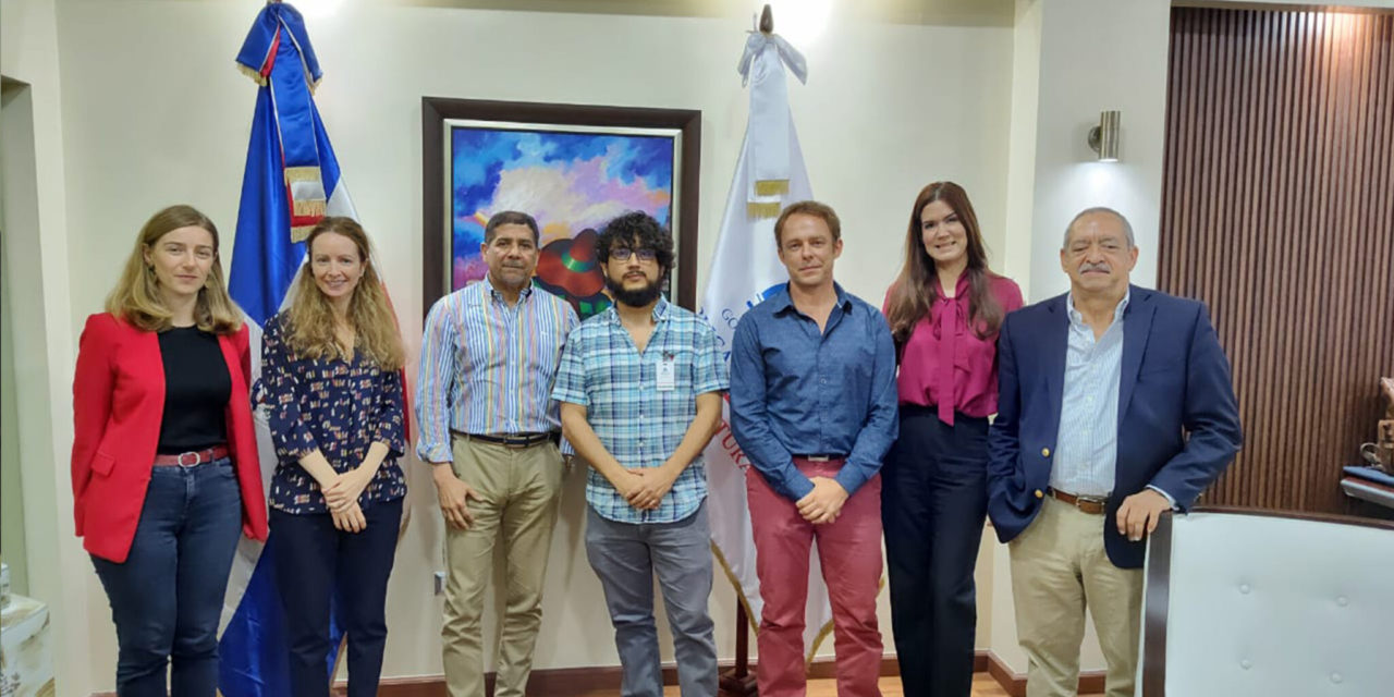 Cacao Forest presents PRACAO to the Dominican Ministry of Agriculture