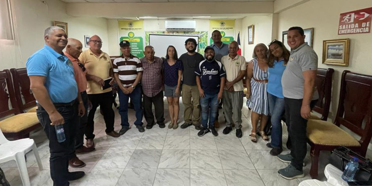 Hibiscus and breadfruit trials in cacao plantations